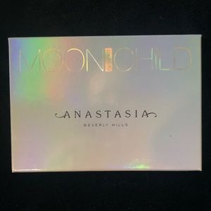 Anastasia highlight pallet